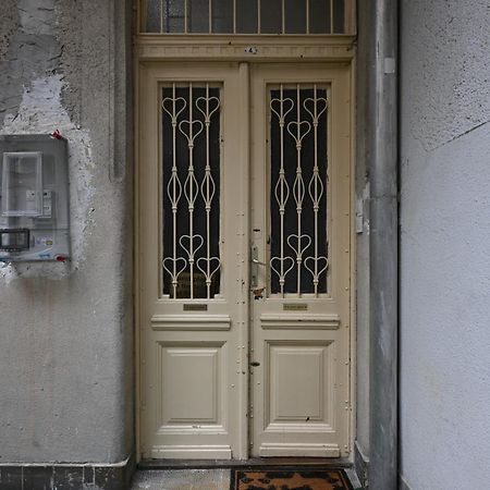 A Quiet Place In The Heart Of The City Budapest Exteriör bild