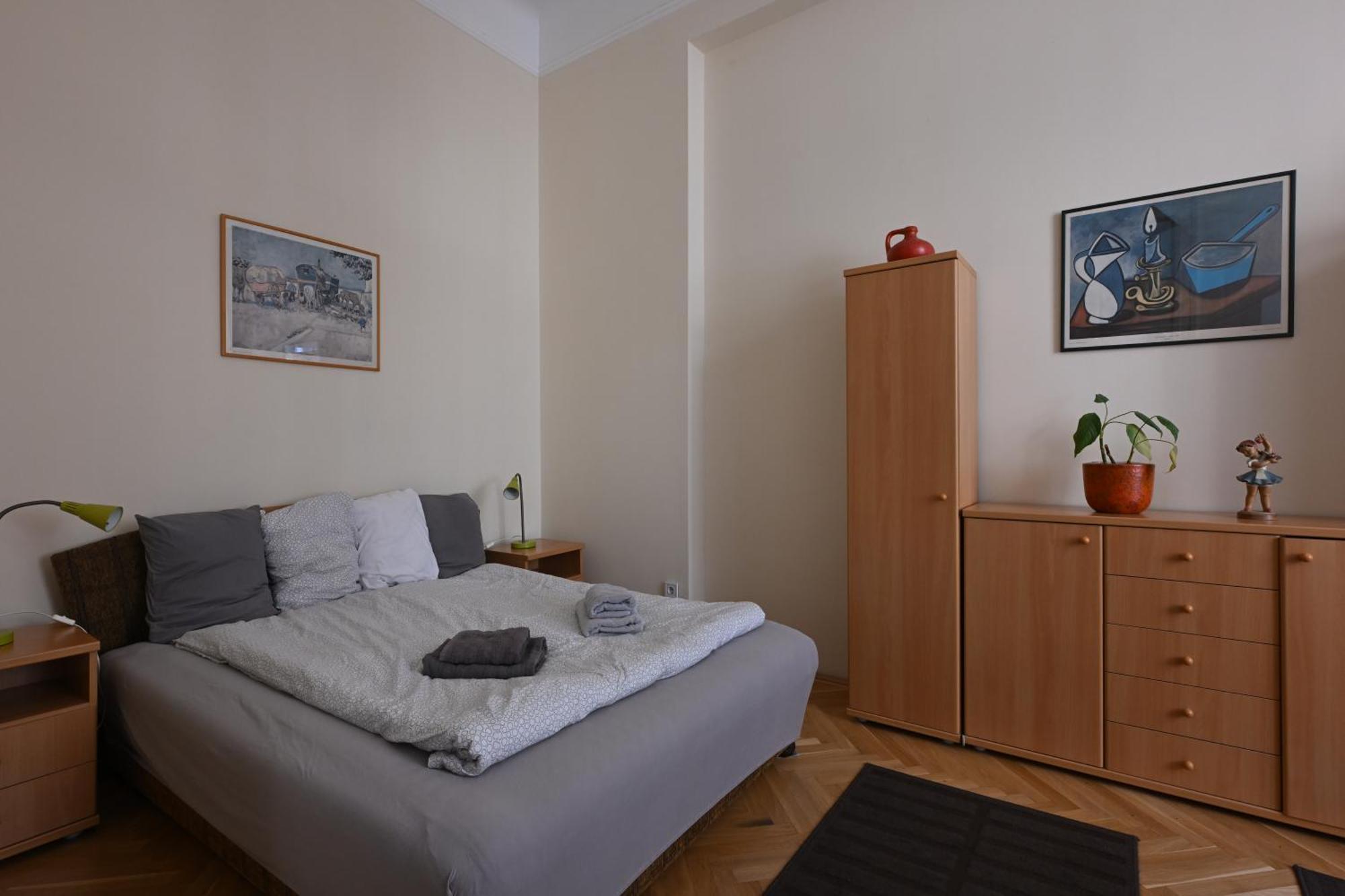 A Quiet Place In The Heart Of The City Budapest Exteriör bild
