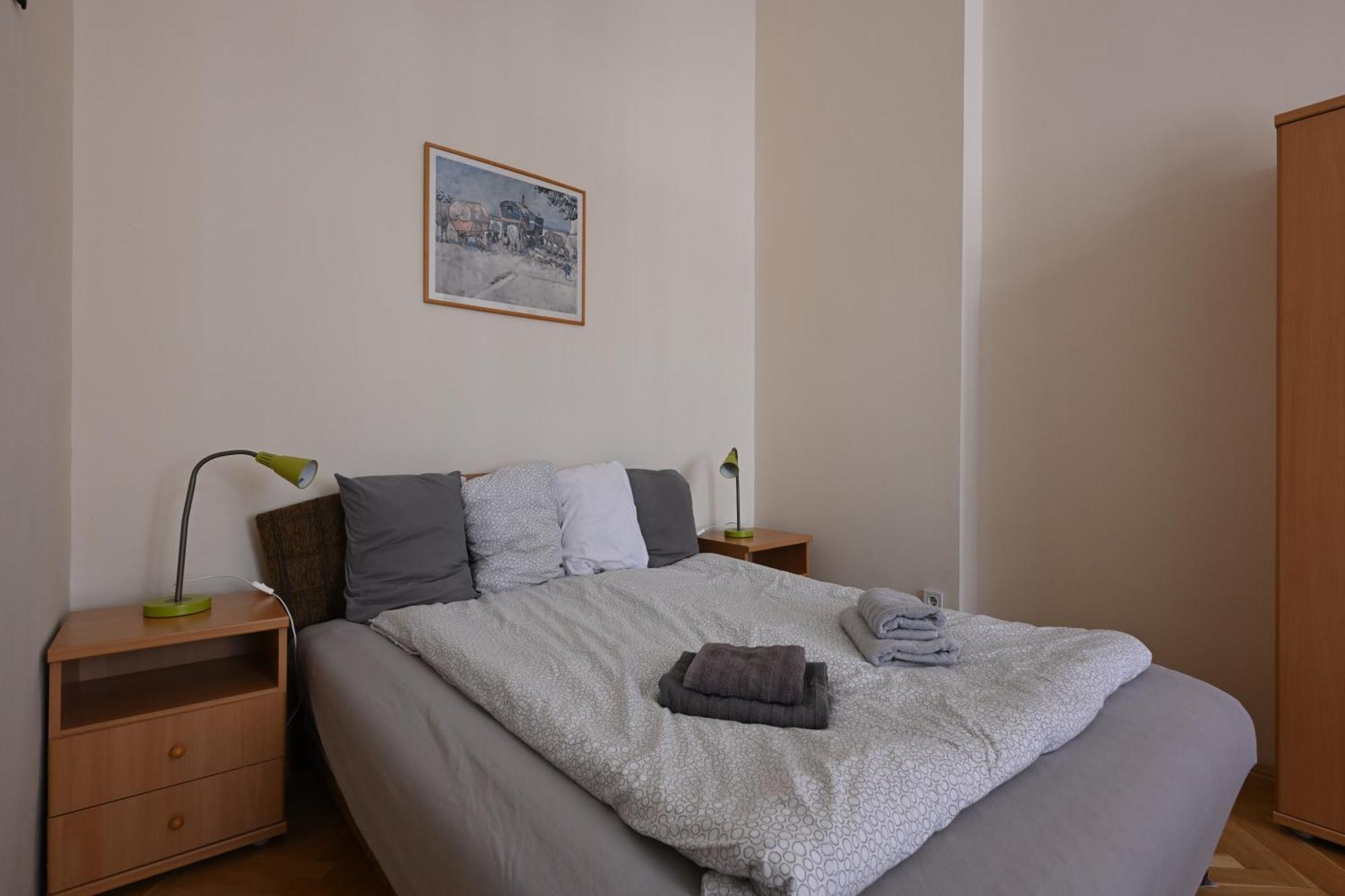 A Quiet Place In The Heart Of The City Budapest Exteriör bild